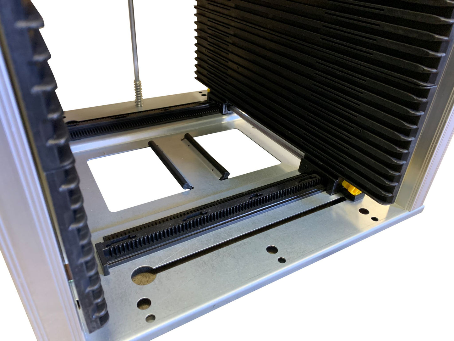 Fancort BG Series Model B0103GN Adjustable PCB Magazine Rack