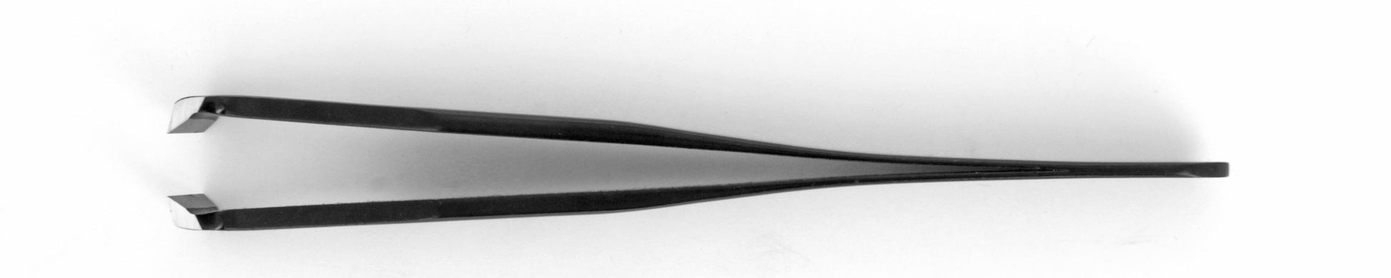 Ideal-tek ESD Epoxy Cutting Tweezers – Style 15AGWM – Carbon Steel – 115mm (4.5″) – Swiss Made