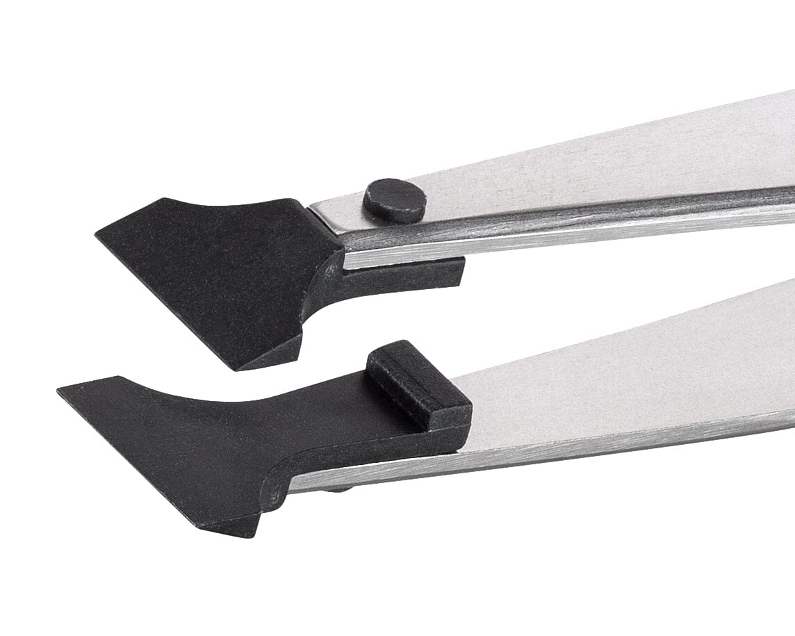 Ideal-tek ESD Plastic Tip tweezers – Style 251 – Carbon Fiber Tips – 115mm (4.5″) – Swiss Made